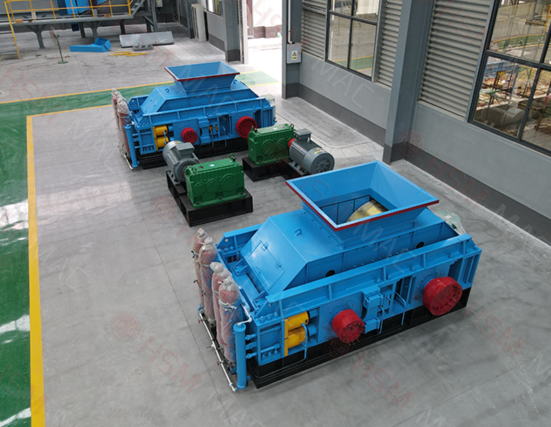 砂廠河卵石 / 花崗巖制砂_鞏義華盛銘對輥制砂機(jī)型號齊全